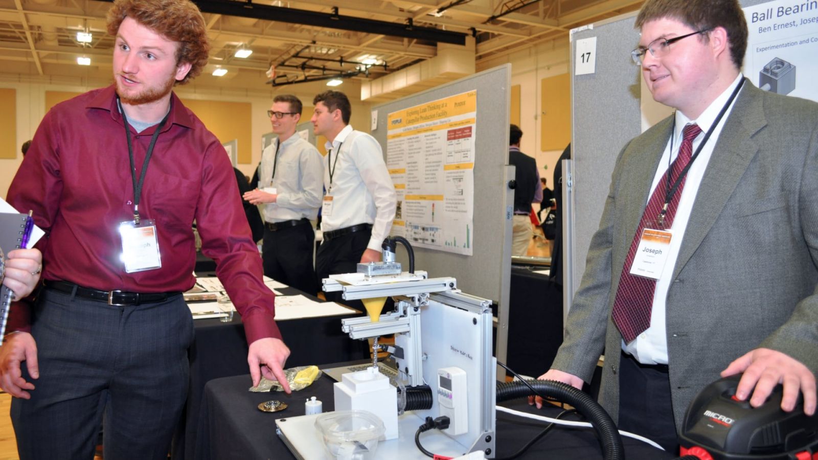 A student team describes their senior capstone project at the 2018 Purdue Polytechnic Tech Expo